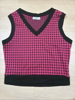 Haley & June Pink and Black Houndstooth V-Neck Tank Top Sweater Vest